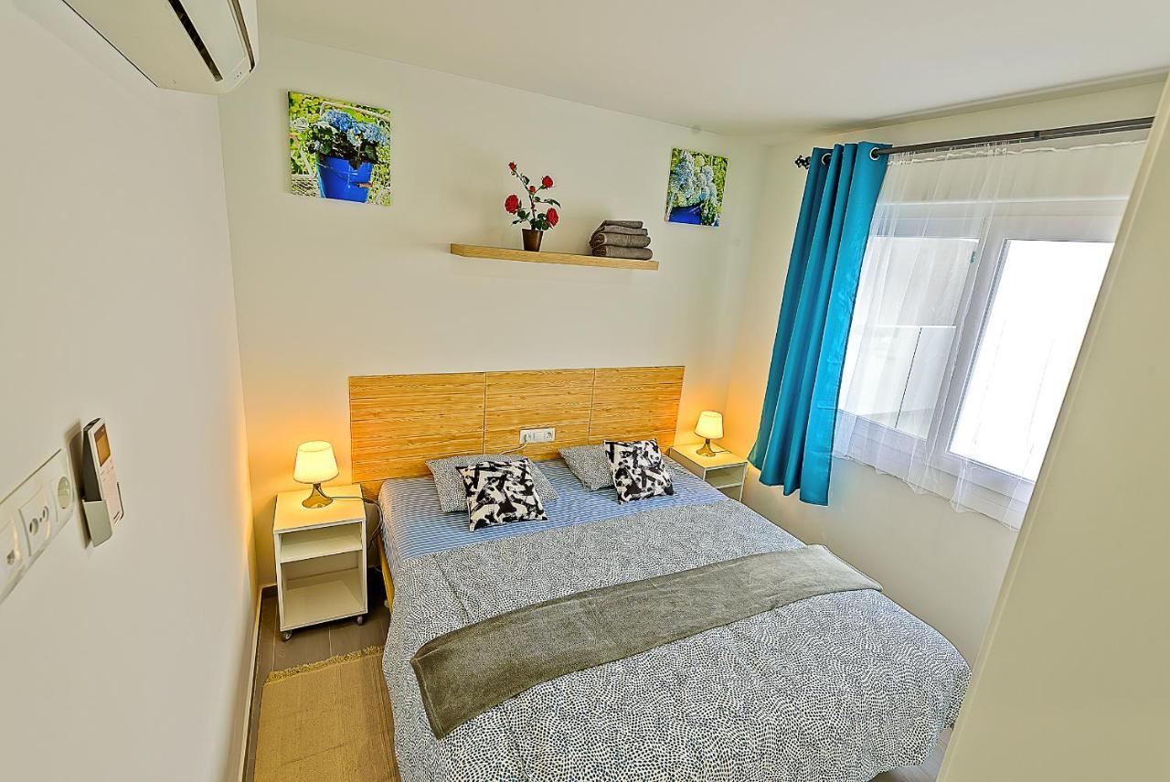 Oceanfront Duplex With A Rooftop Pool And Terrace El Puerto de Santa María Eksteriør billede